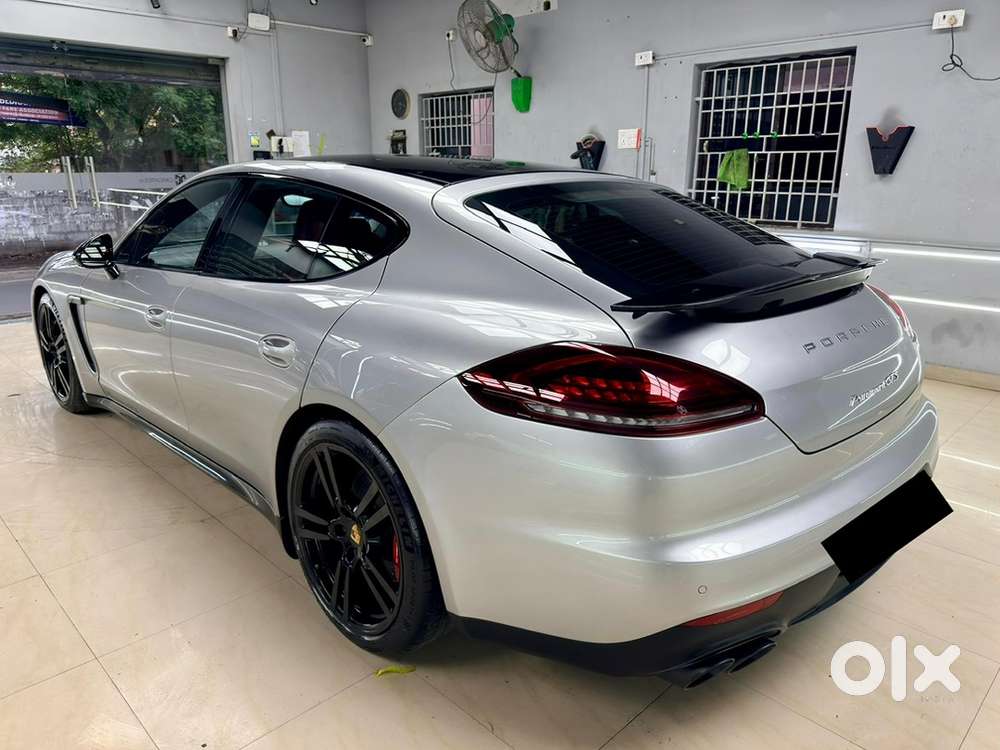 2014 Porsche Panamera Gts