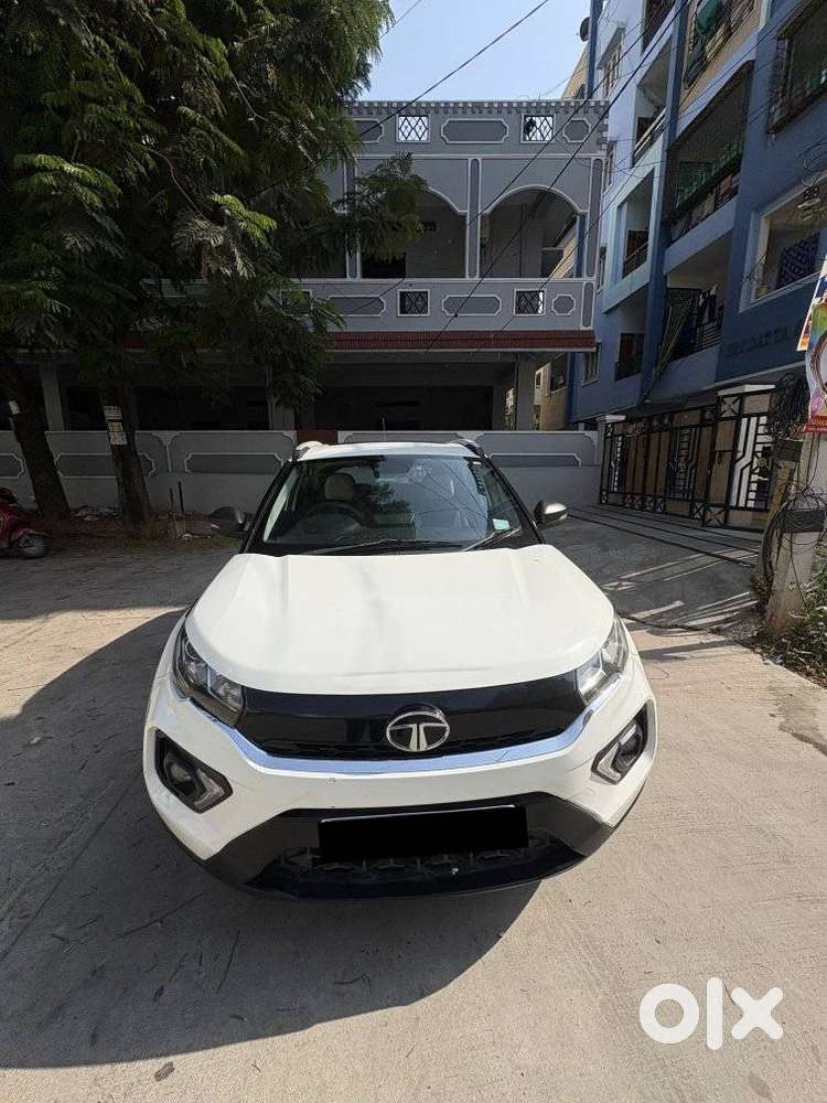 Tata Nexon 1.5 Revotorq Xm (s), 2022, Diesel