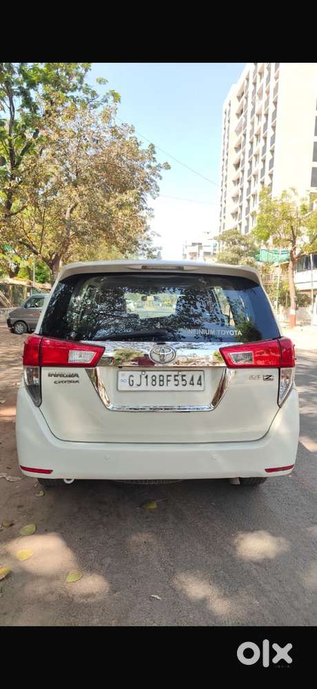 Toyota Innova Crysta 2.8 Gx At 7 Str, 2016, Diesel