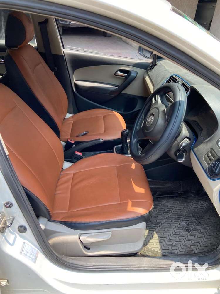 Volkswagen Polo 2011 Petrol 90000 Km Driven