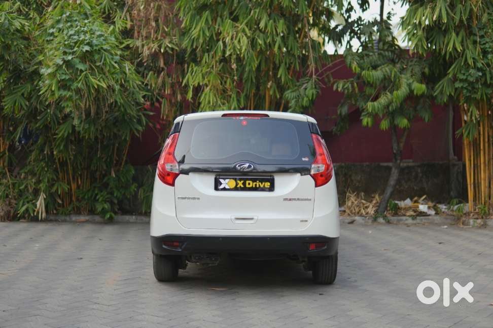 Mahindra Marazzo M2 8str, 2022, Diesel