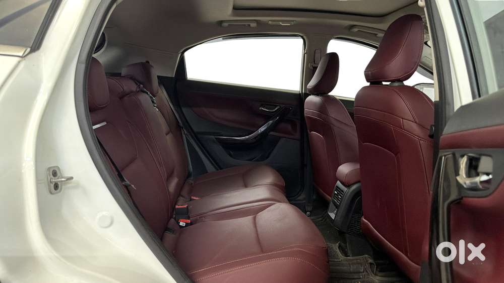 Tata Curvv Pure Plus S 1.2 Revotron Petrol 7dca, 2025, Petrol