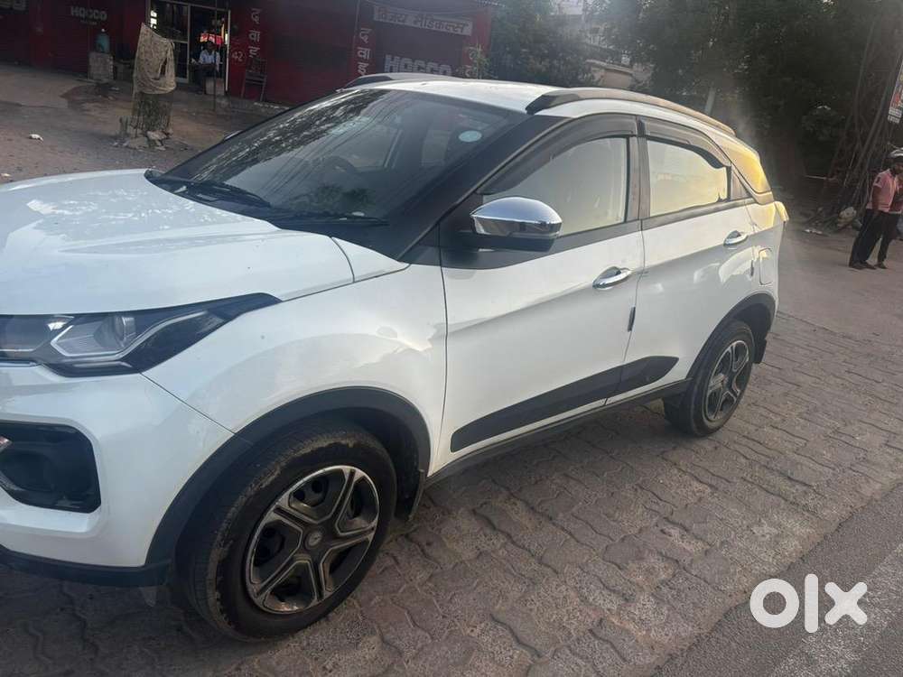 Tata Nexon Petrol Oct 2022  Single Owner  Well Maintained  Upgraded