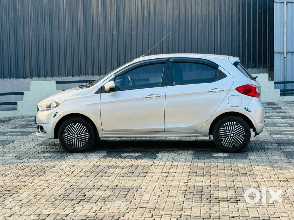 Tata Tiago Xz, 2017, Petrol