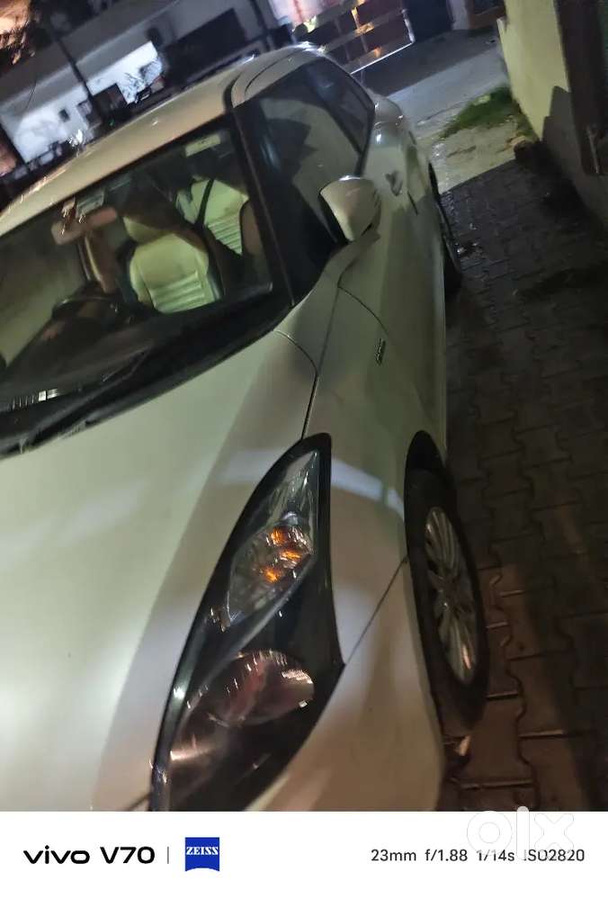 Maruti Suzuki Dzire Vdi 2015