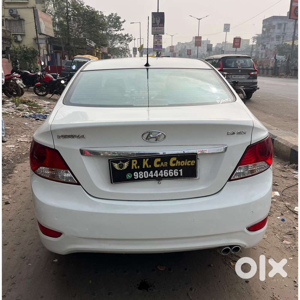 Hyundai Verna Fluidic 1.6 Vtvt Sx, 2014, Petrol