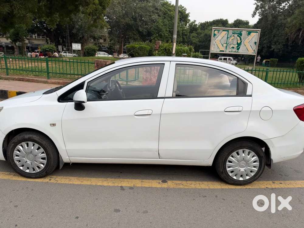 Chevrolet Sail, 2015, Petrol