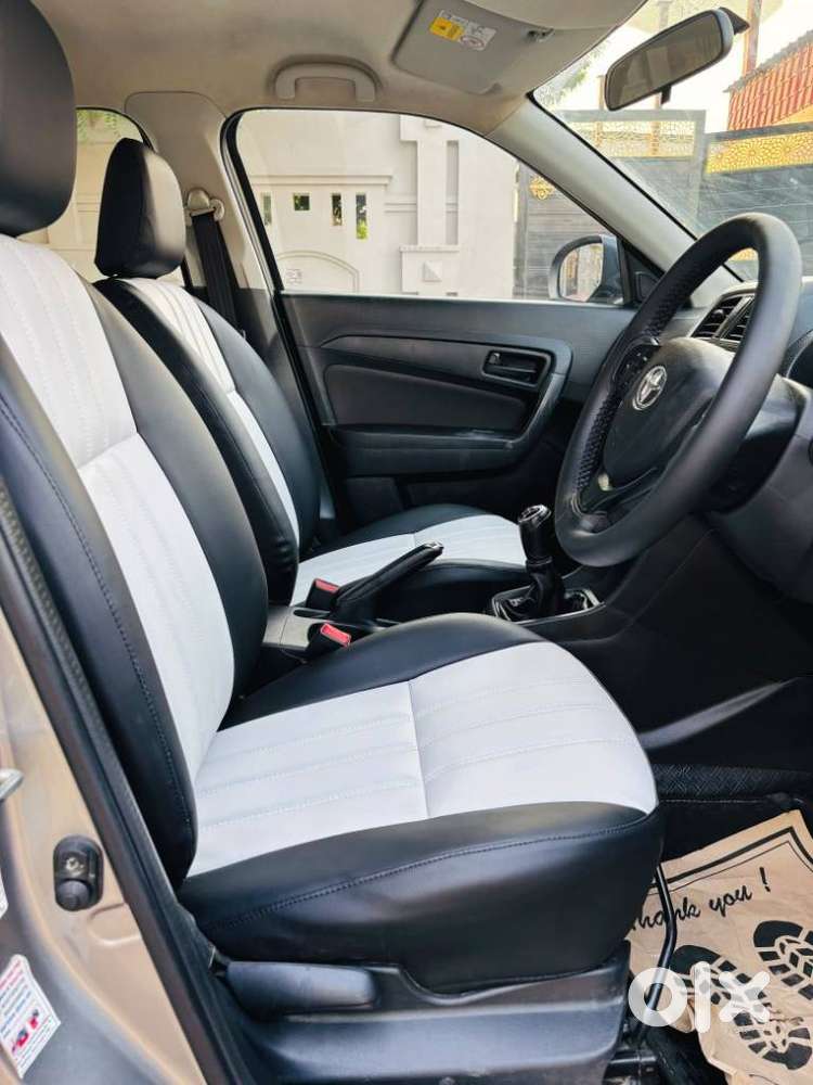 Toyota Urban Cruiser Cruiser Mid, 2022, Petrol