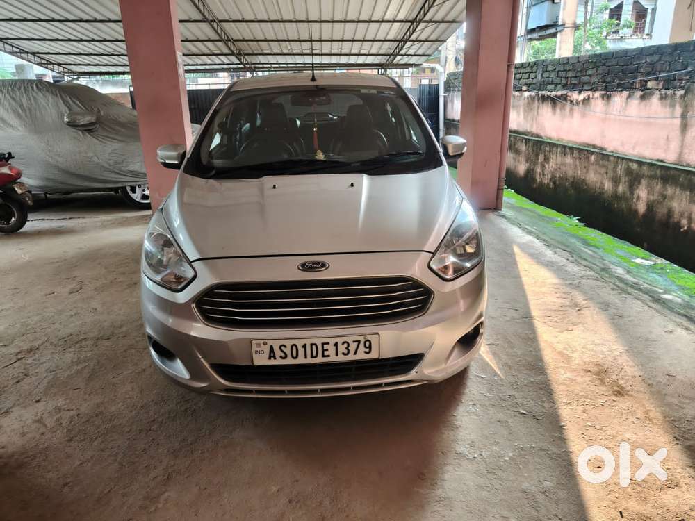 Ford Figo Petrol Titanium, 2016, Petrol