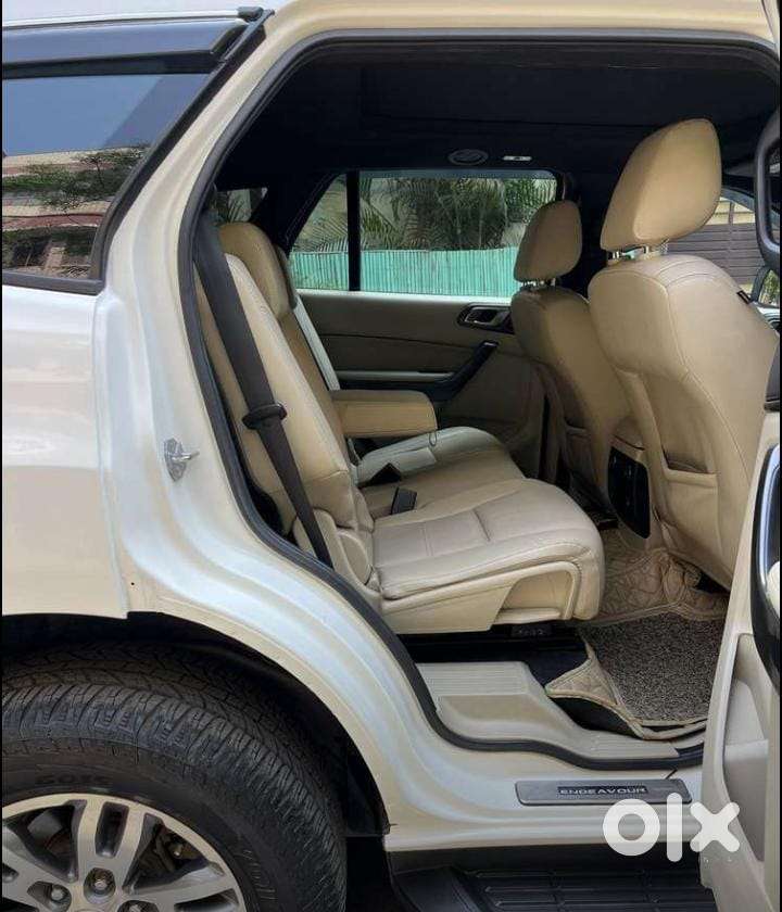 Ford Endeavour 3.2 Titanium At 4x4, 2017, Diesel