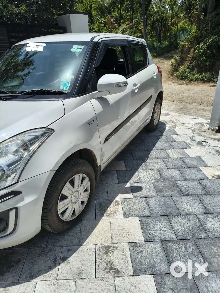Maruti Suzuki Swift 2016