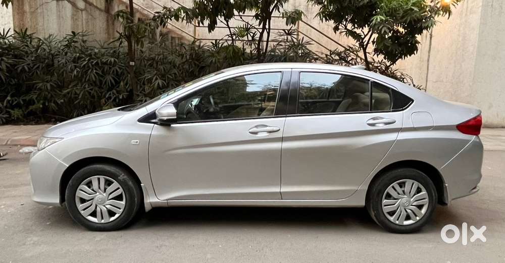 Honda City Sv Cvt 2015 In Immaculate Condition With Service Records