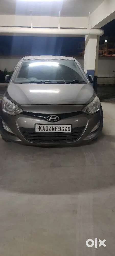 Hyundai I20 Sportz 2012