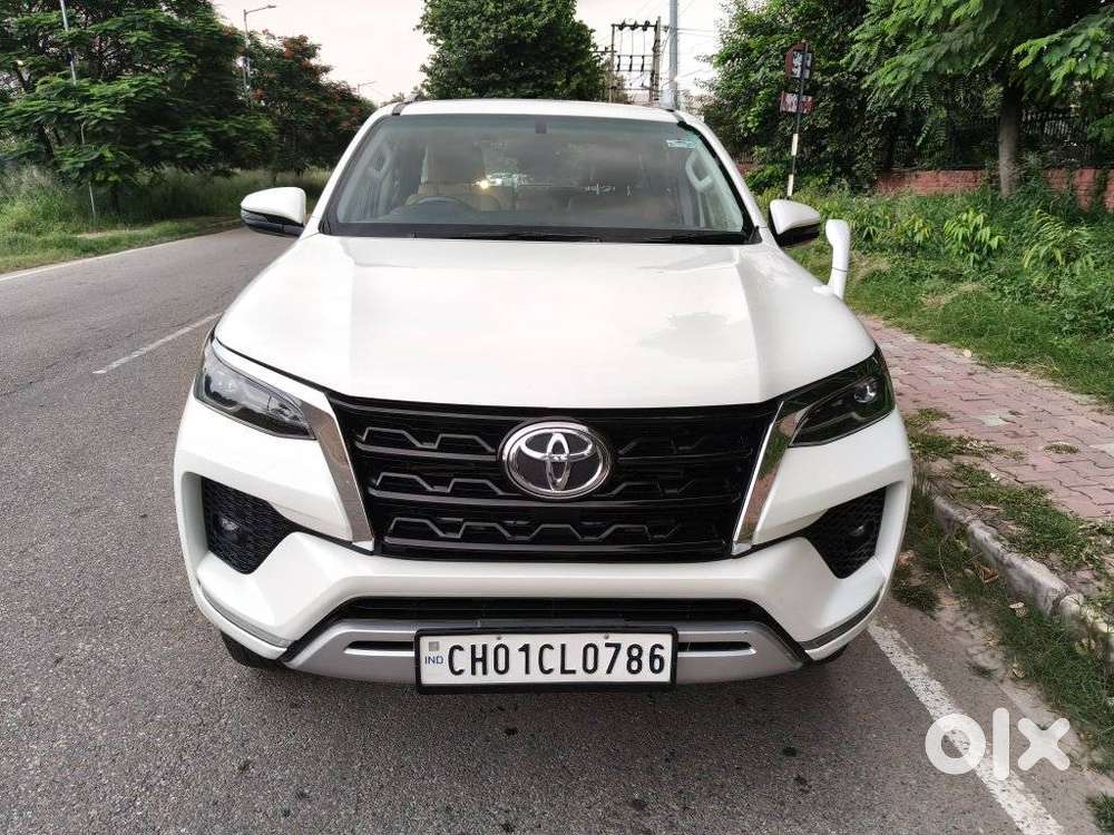 Toyota Fortuner 4x2 At 2.8 Diesel, 2022, Diesel
