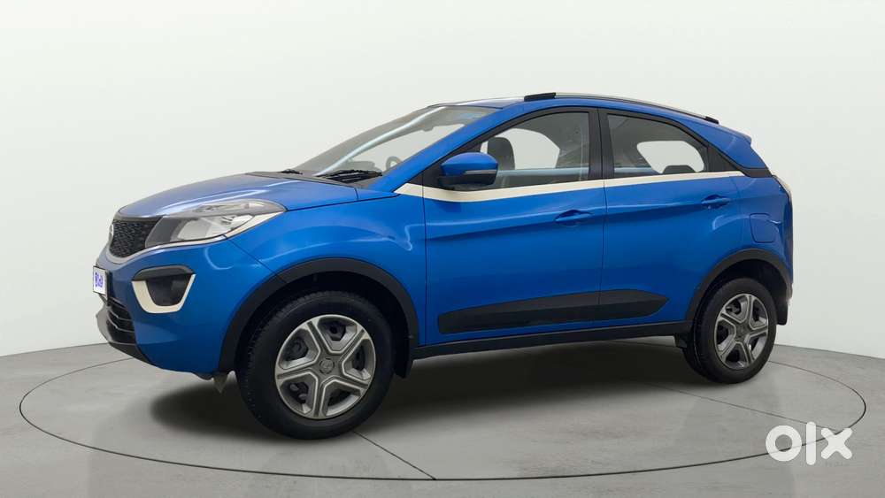 Tata Nexon 1.2 Revotron Xt, 2018, Petrol