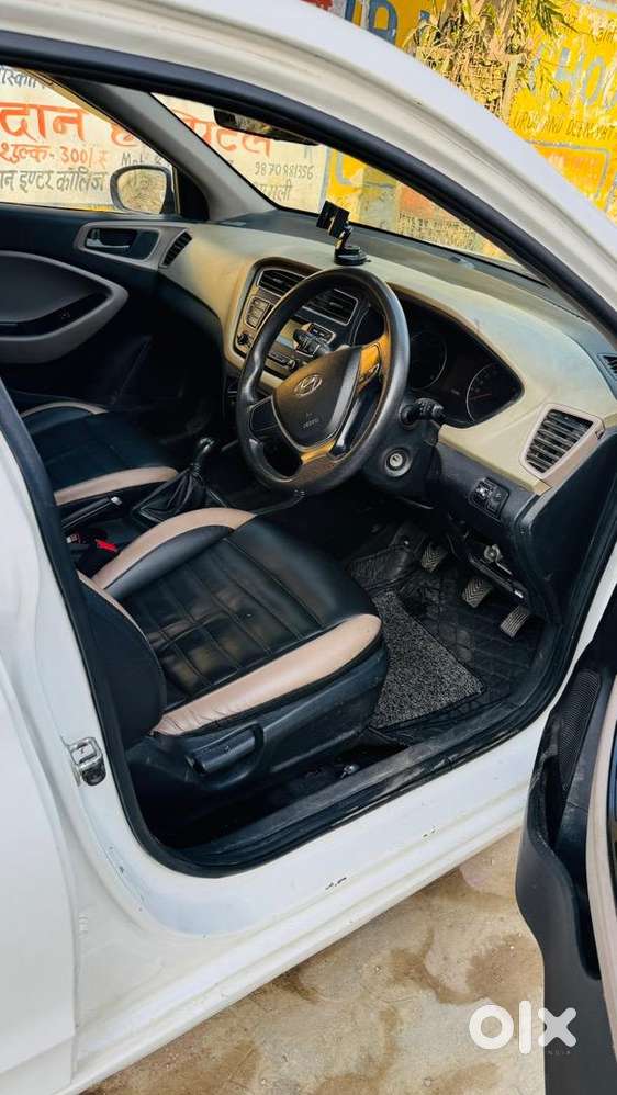 Hyundai I20 2019 Petrol 45700 Km Driven