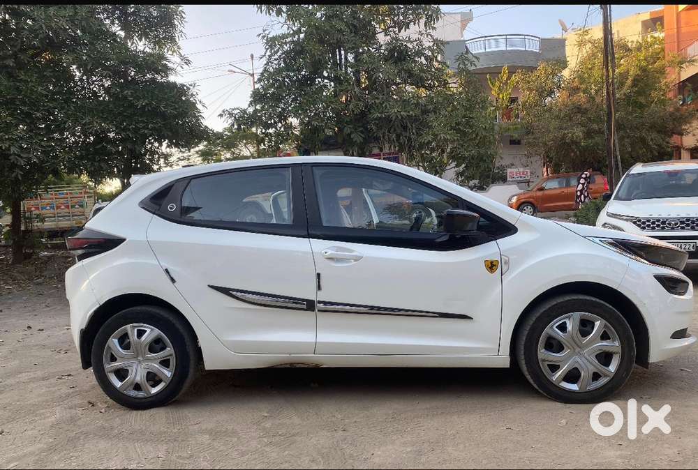 Tata Altroz 2023 Cng & Hybrids Good Condition