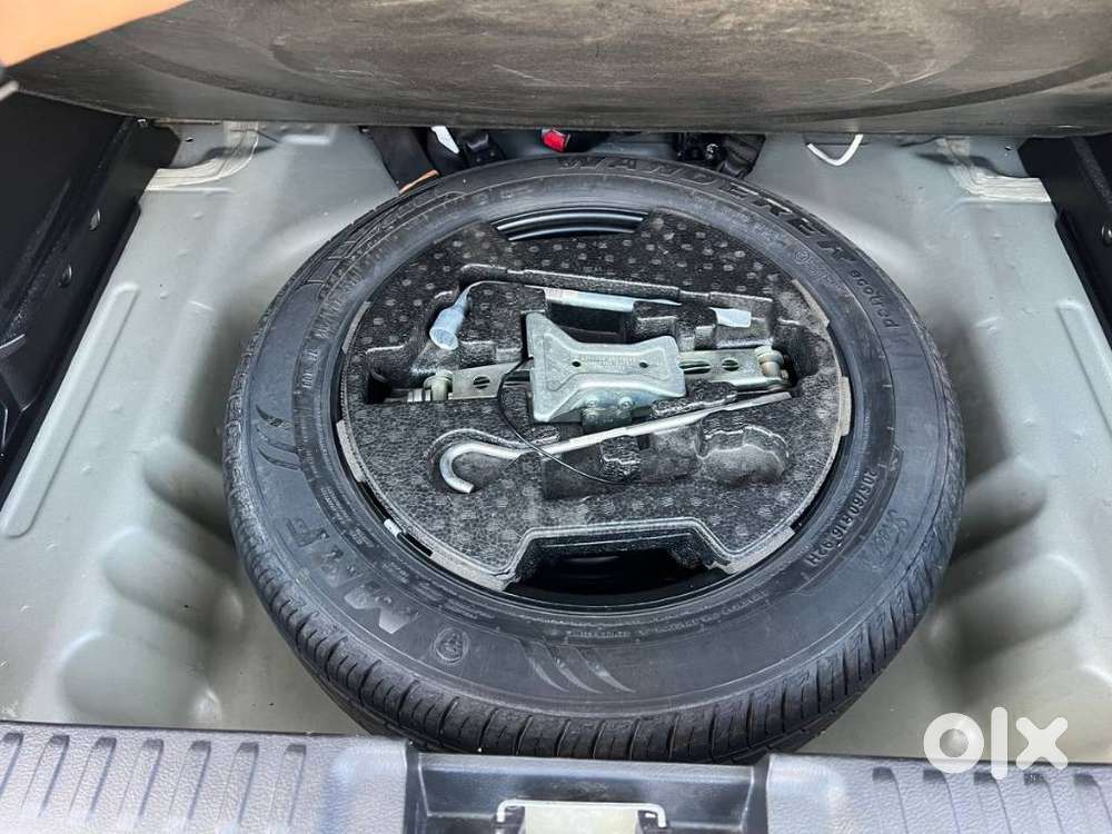 Maruti Suzuki Brezza 1.5 Vxi Smart Hybrid, 2020, Petrol