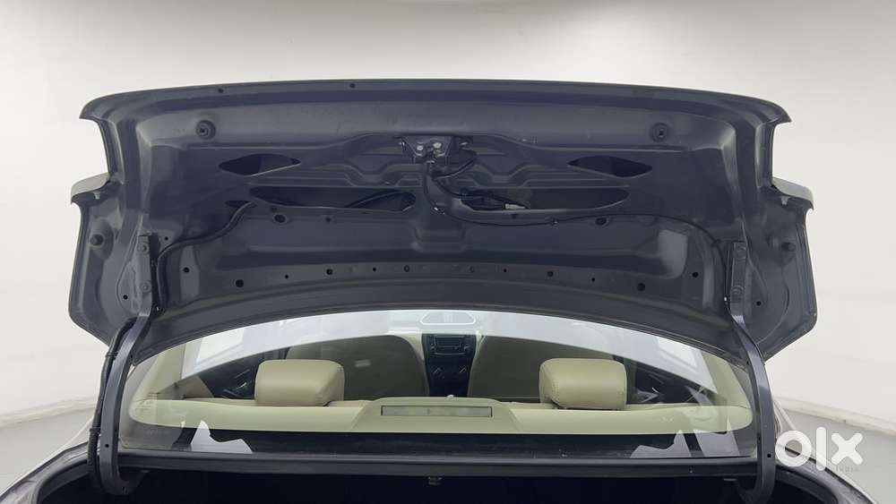 Maruti Suzuki Dzire 1.2 Vxi, 2019, Petrol