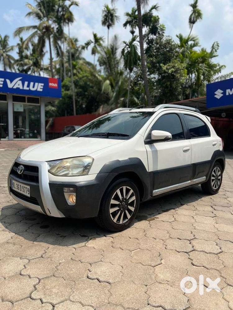 Toyota Etios Cross 1.2l G, 2014, Petrol