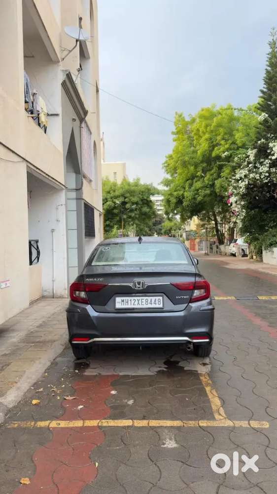Honda Amaze 2024 Petrol 9852 Km Driven Top Model Good Coundition