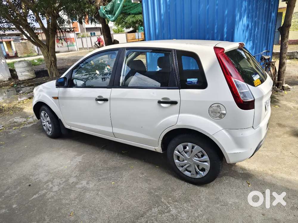 Ford Figo 2015 Diesel 105000 Km Driven