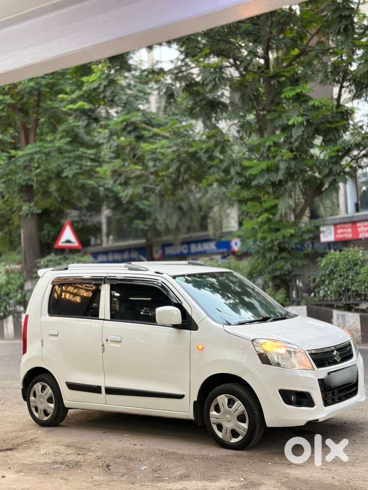 Maruti Suzuki Wagon R Vxi Amt1.2, 2017, Cng & Hybrids