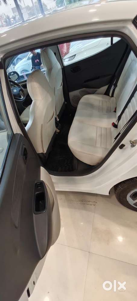 Hyundai Aura, 2023, Petrol