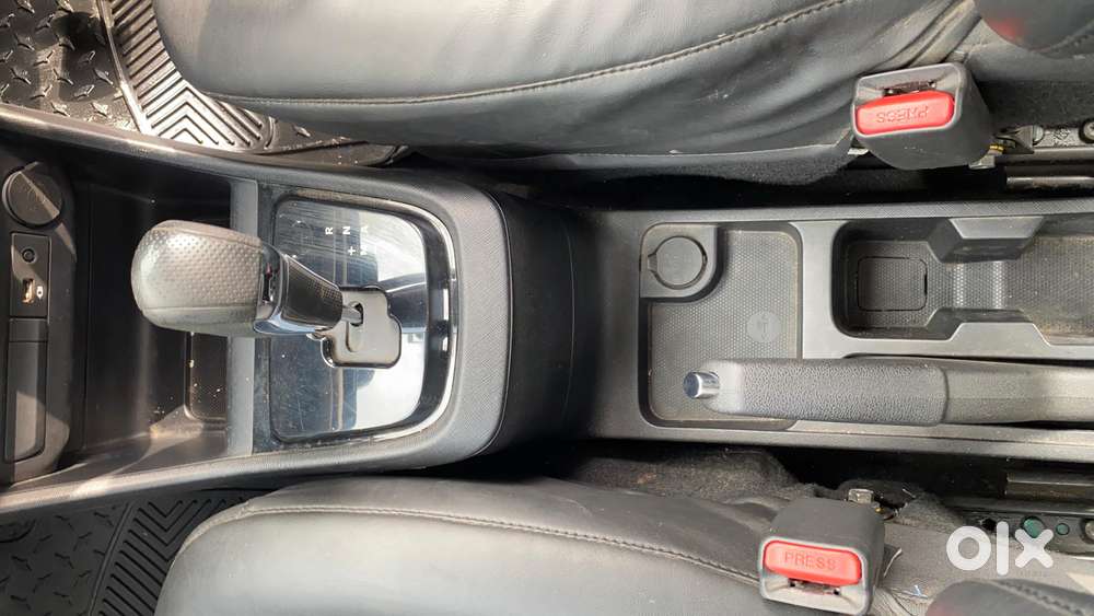 Tata Punch 1.2 Revotron Creative Amt Dual Tone, 2021, Petrol