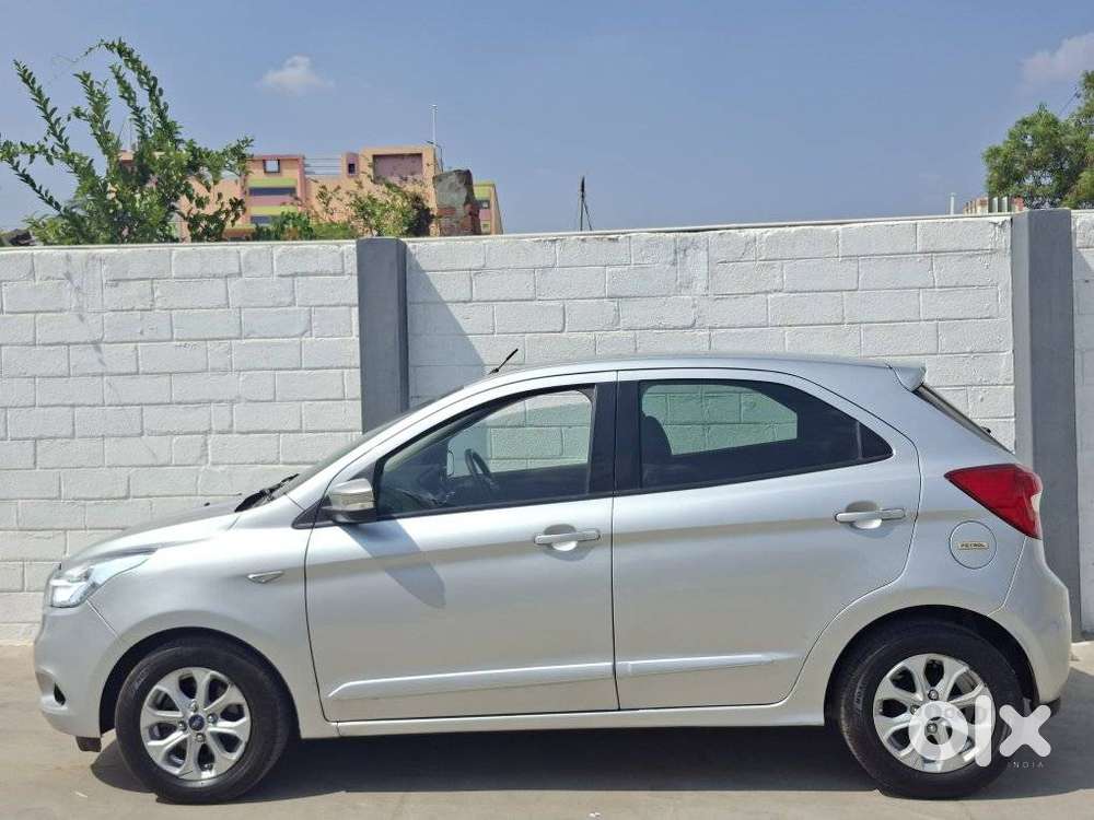 Ford Figo 1.5p Titanium At, 2016, Petrol