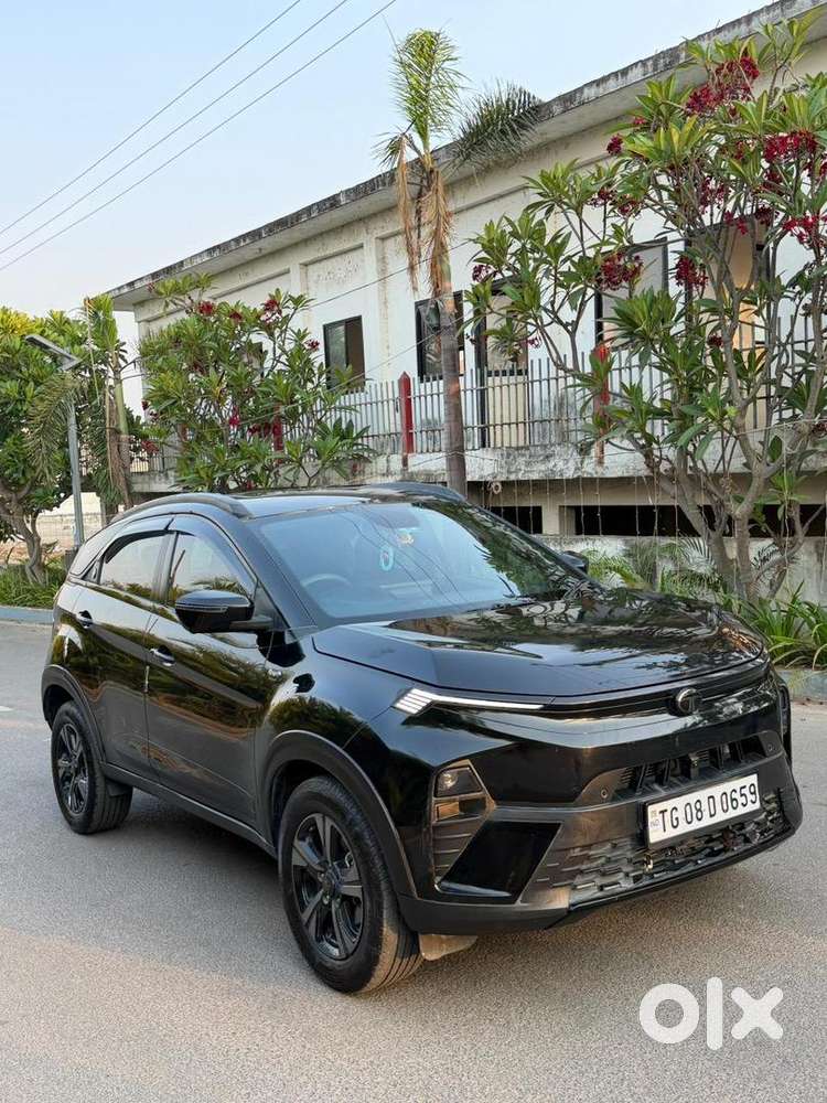 Tata Nexon 2024 Petrol 35800 Km Driven