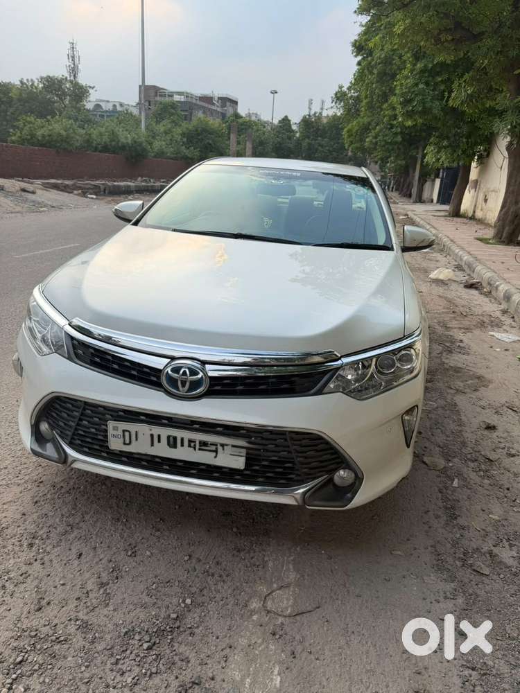 Toyota Camry Hybrid 2.5, 2016, Petrol