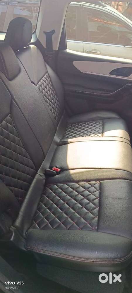 Mahindra Xuv700 2.2 Ax 5 Diesel Mt Str, 2023, Diesel