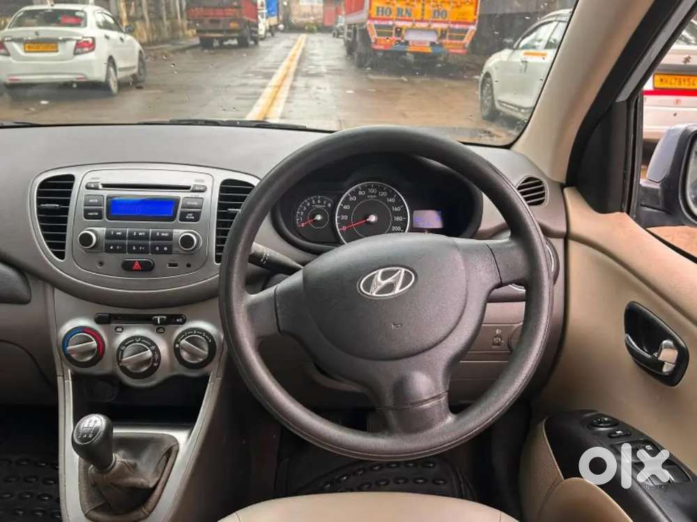 2011 Ending Almost 2012 Hyundai I10 Petrol Manual Only 17000 Km Driven
