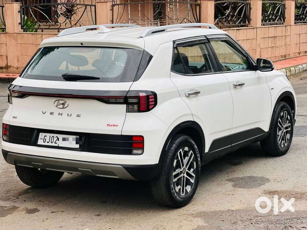 Hyundai Venue 1.0 Sx (o) Turbo Dct, 2024, Petrol