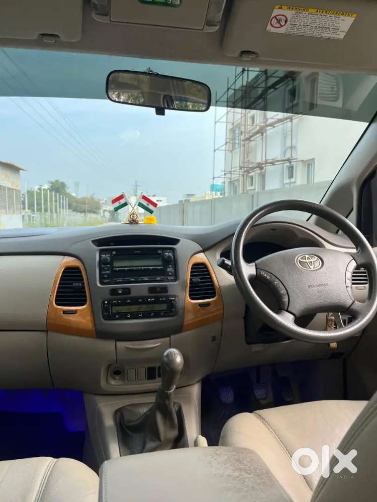 Toyota Innova 2010 Diesel 180000 Km Driven