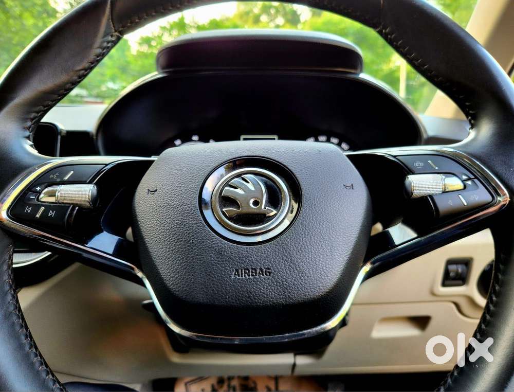 Skoda Slavia Ambition 1.0l Tsi Mt, 2023, Petrol