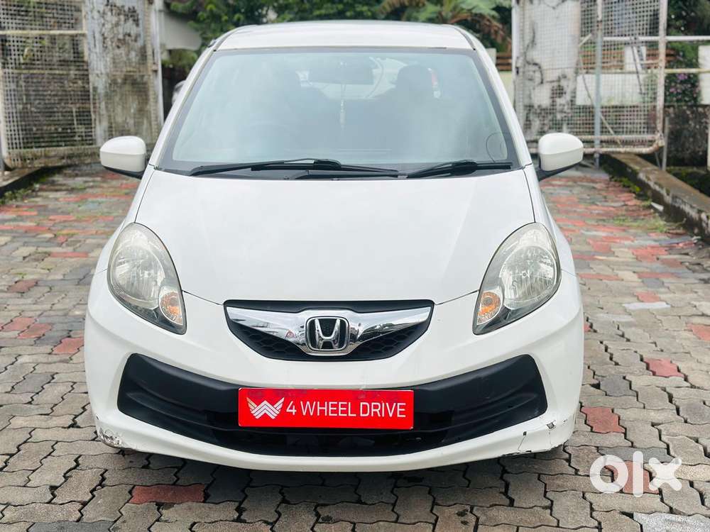 Honda Brio, 2013, Petrol
