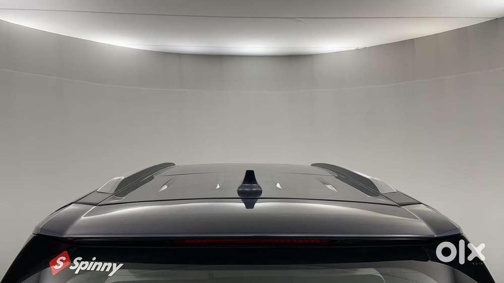 Mahindra Xuv700 2.2 Ax 7 Diesel At Luxury Pack Str, 2023, Diesel