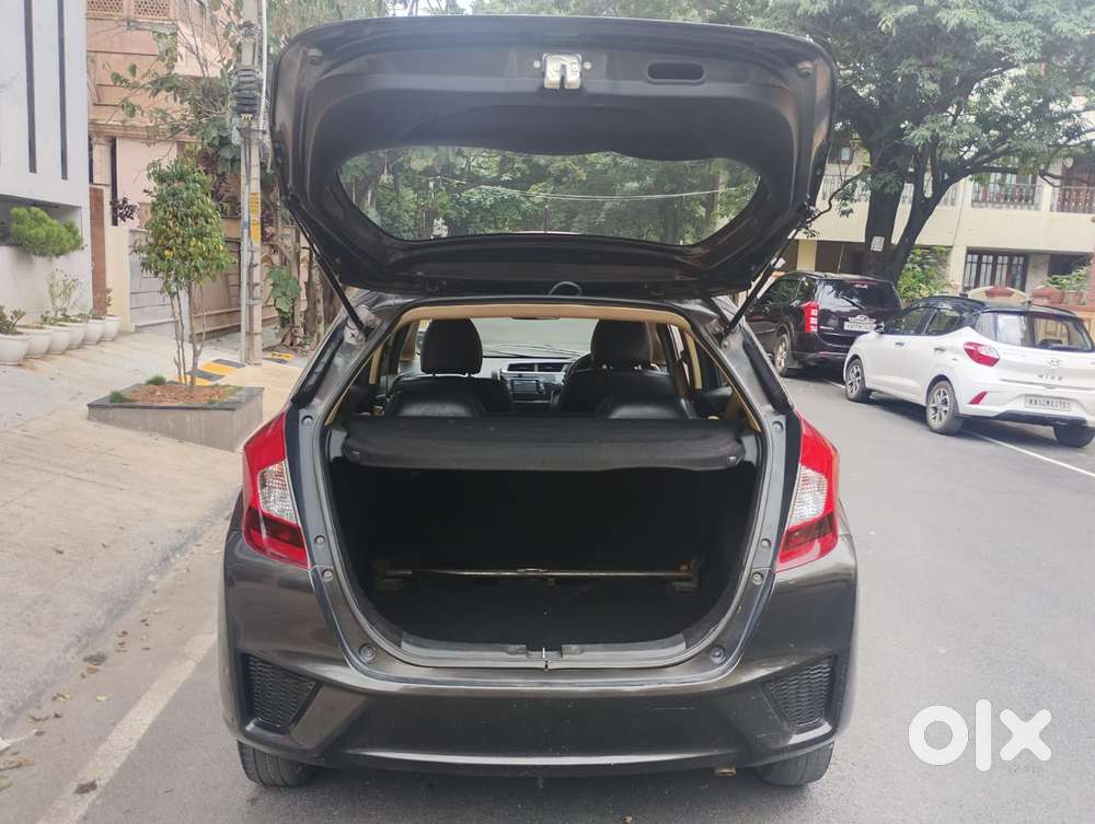 Honda Jazz V Cvt, 2016, Petrol
