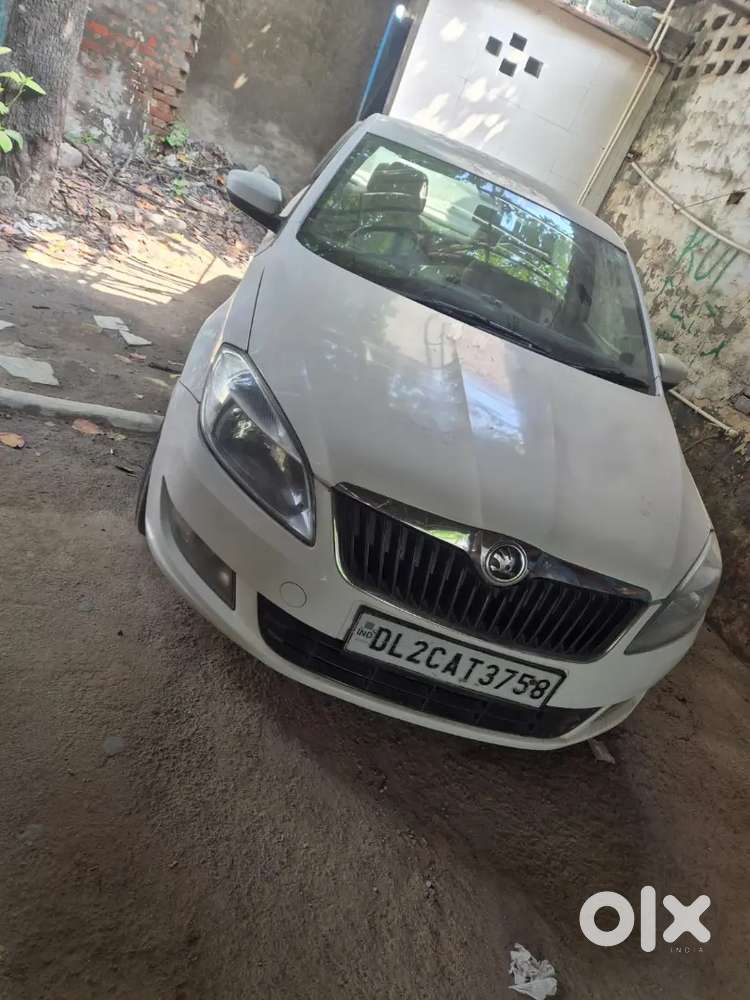 Skoda Rapid 1.6 2014 Automatic