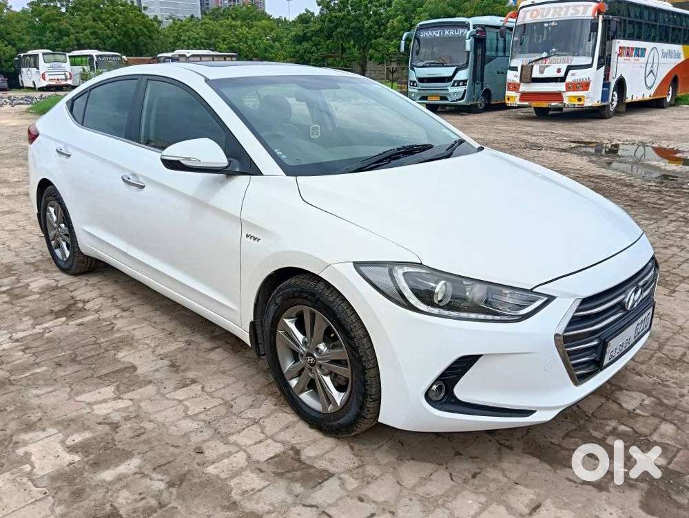 Hyundai Elantra 1.6 Sx Option At, 2018, Petrol