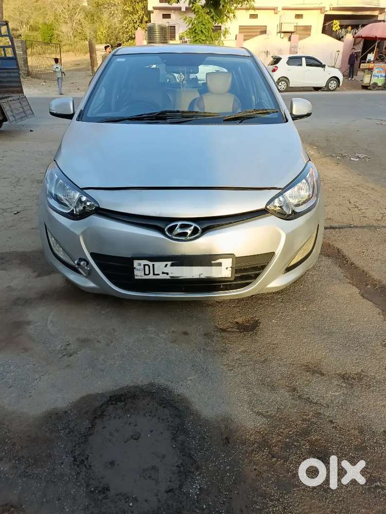 Hyundai I20 2013 Diesel 100000 Km Driven