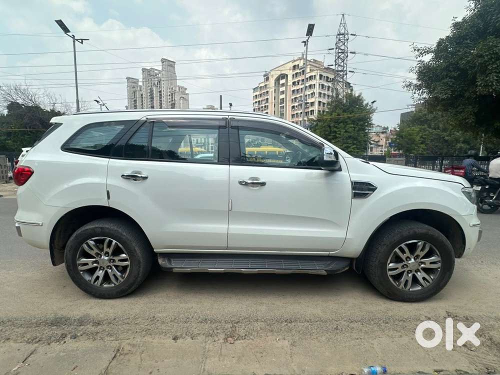 Ford Endeavour 3.2 Titanium At 4x4, 2017, Diesel