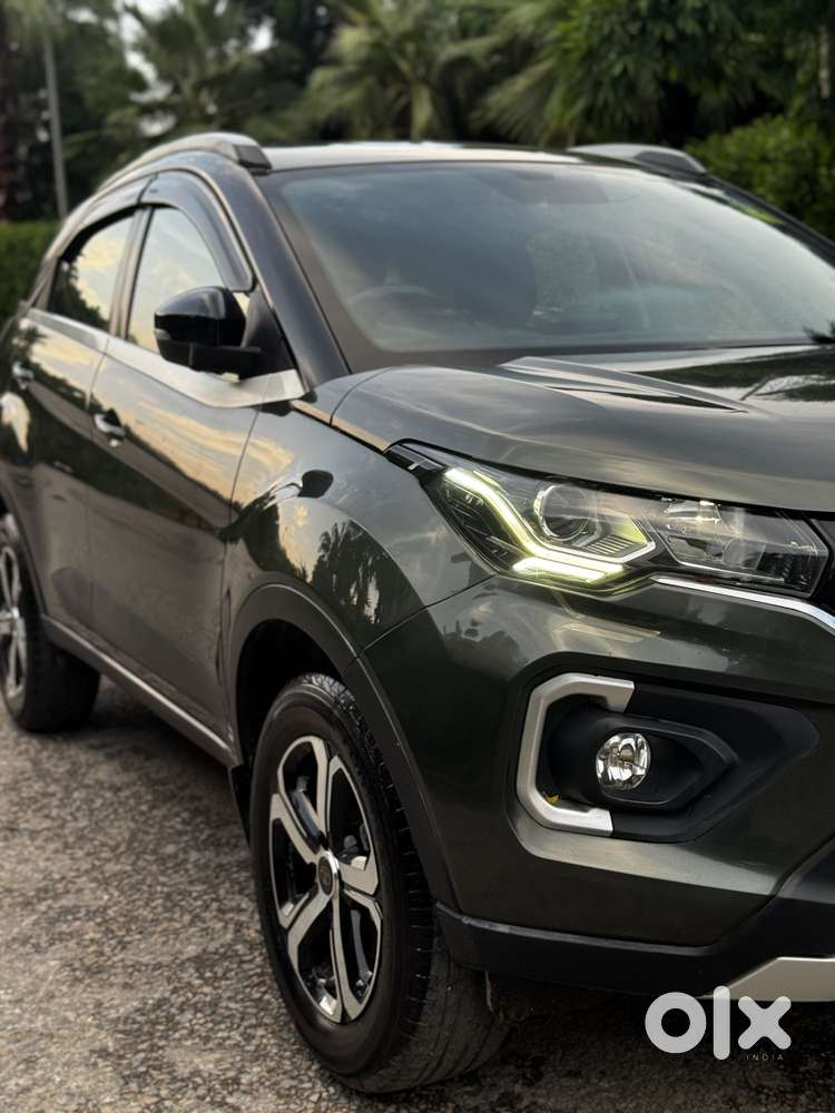 Tata Nexon 1.2 Revotron Xza Plus, 2023, Petrol