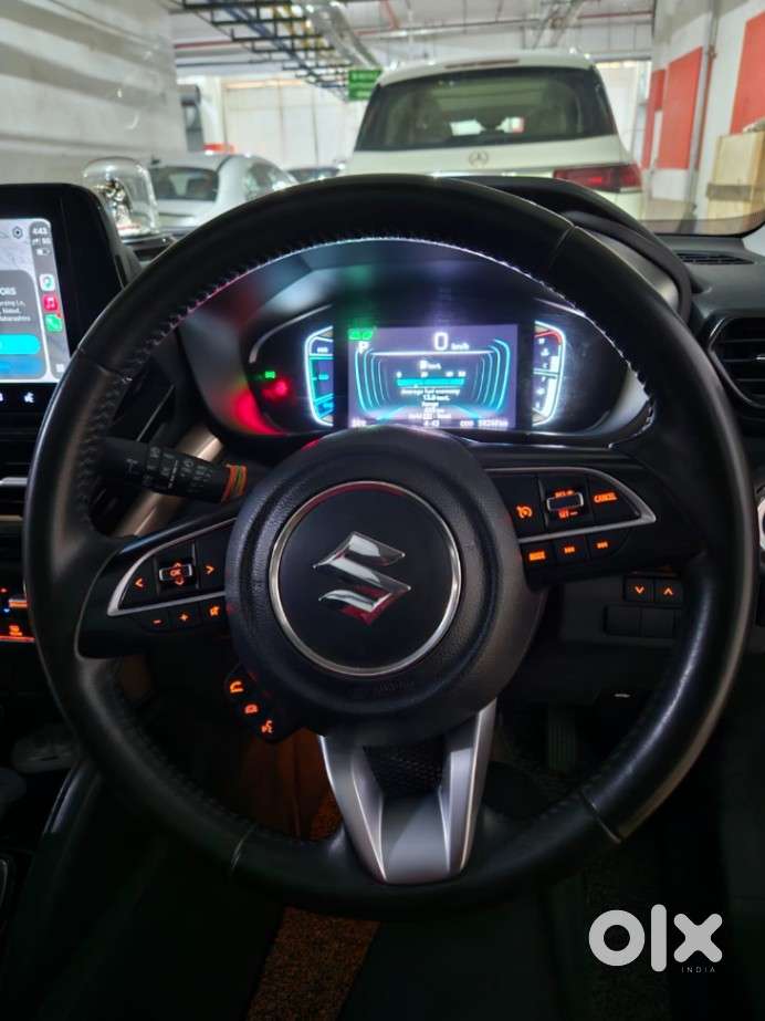 Maruti Suzuki Grand Vitara 1.5 Alpha Plus Intelligent Hybrid Ecvt, 2..