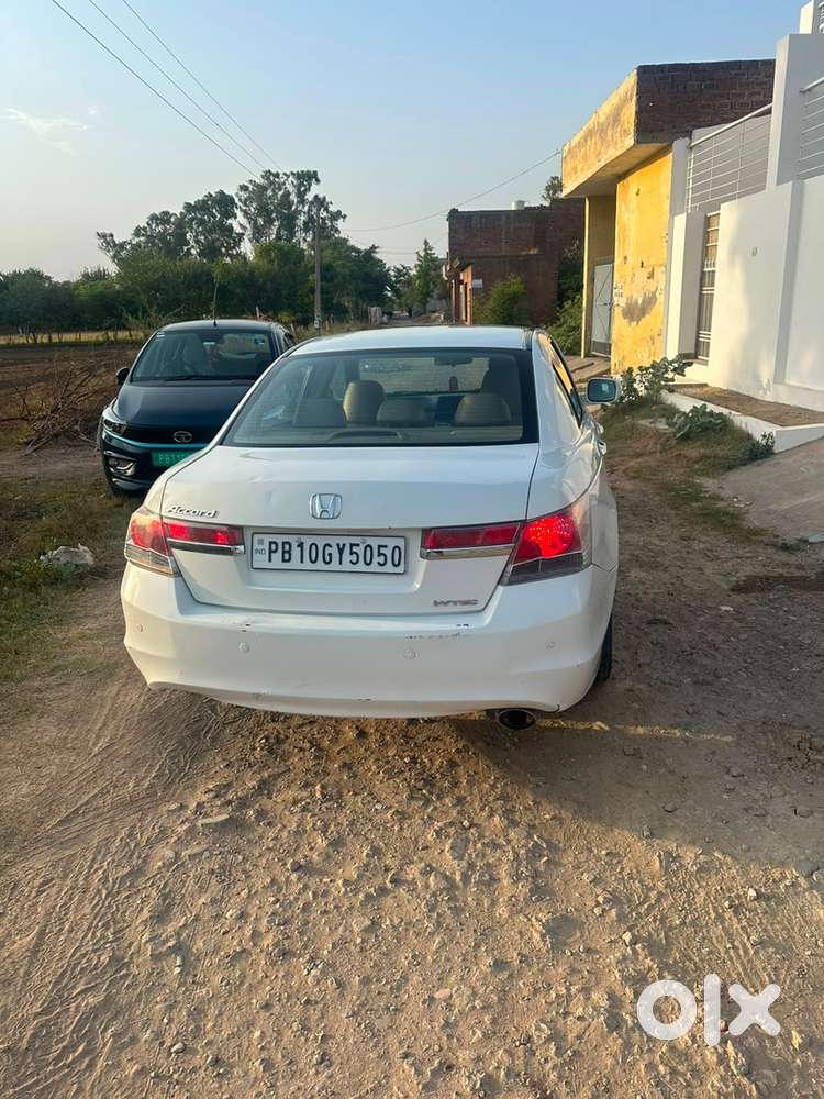 Honda Accord Petrol 2011