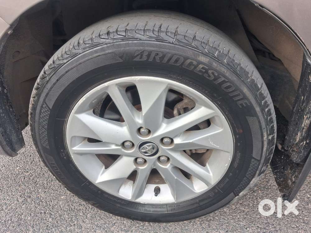 Toyota Innova Crysta 2.8 Gx At, 2016, Diesel