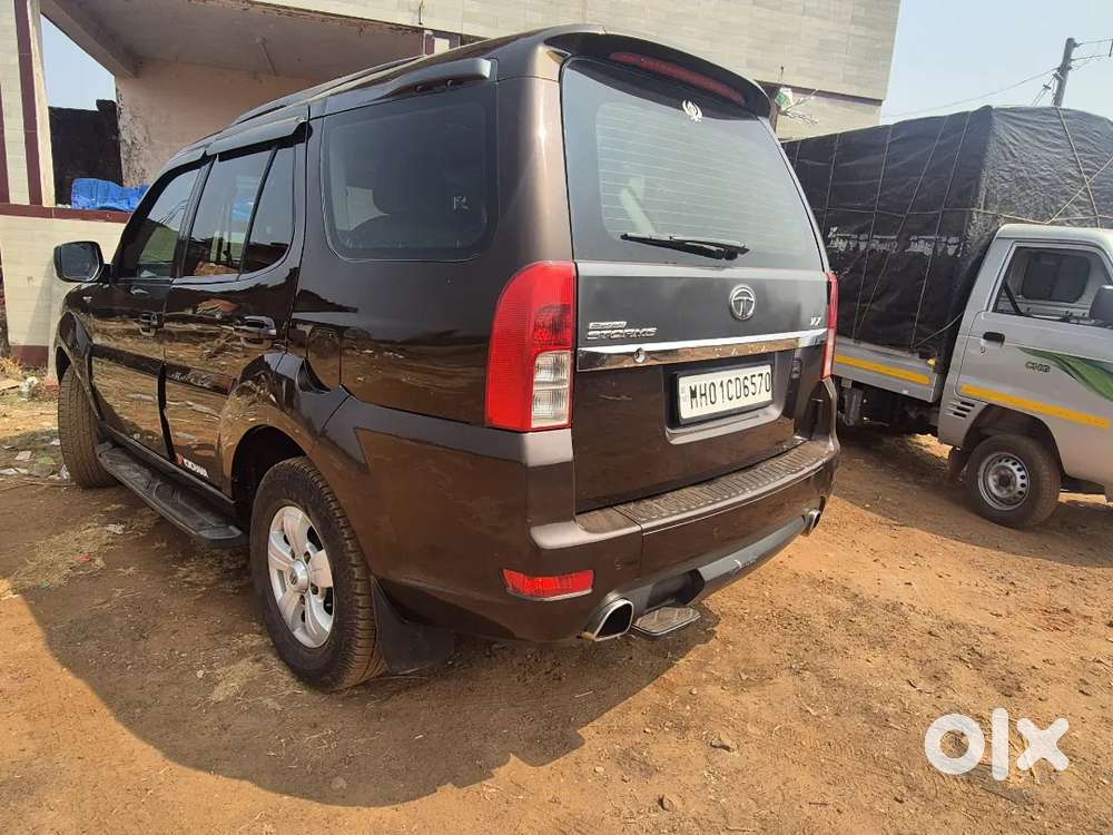 Car Has 6 Speed Gear Full Tight Condition