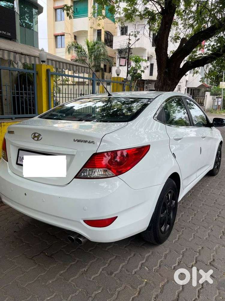Hyundai Verna 1.4 Vtvt Gl, 2013, Petrol